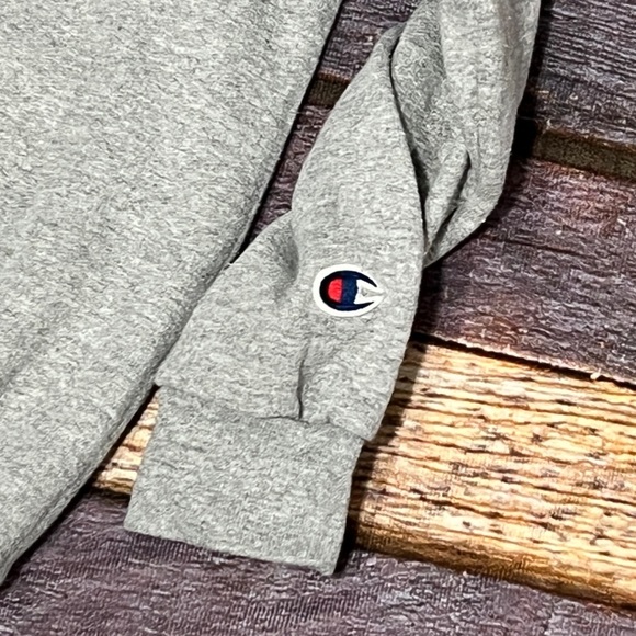 Villanova Wildcats Champion Boys Kids Youth Gray Crewneck Sweatshirt - Picture 2 of 5